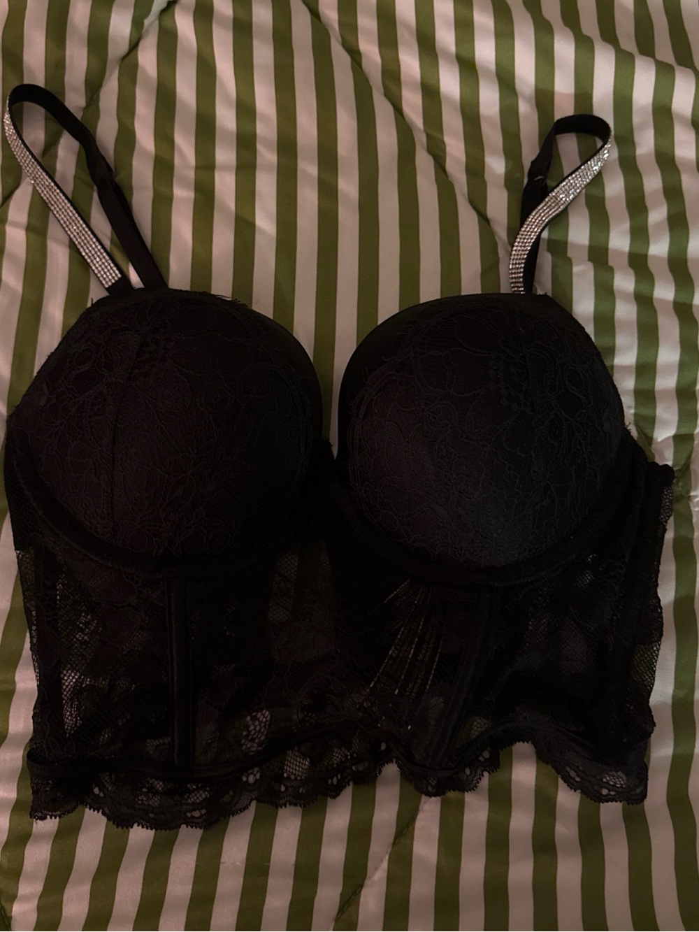 VICTORIA’S SECRET LACE PUSH UP CORSET